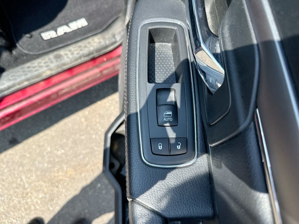2018 Ram 1500 Sport | Roof | Lthr | Cam | Bluetooth | Keyless in Saint John, New Brunswick - 46 - w1024h768px