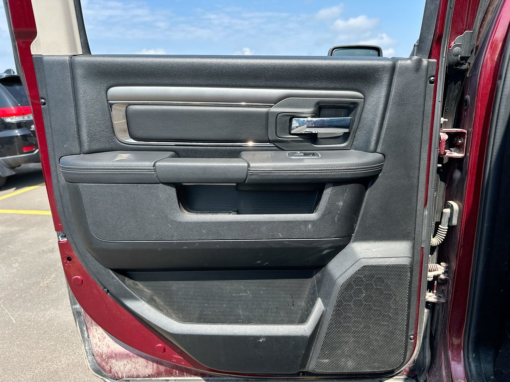 2018 Ram 1500 Sport | Roof | Lthr | Cam | Bluetooth | Keyless in Saint John, New Brunswick - 35 - w1024h768px