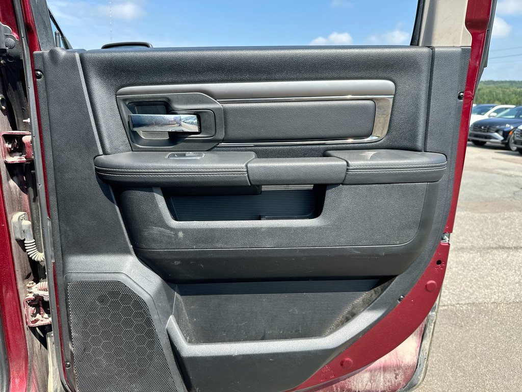 2018 Ram 1500 Sport | Roof | Lthr | Cam | Bluetooth | Keyless in Saint John, New Brunswick - 41 - w1024h768px