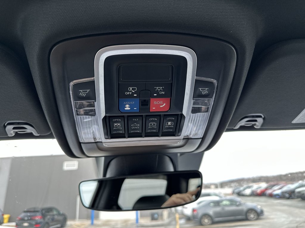 Ram 1500 Rebel | Roof | HtdSeat | Lthr | Warranty to 2027 2022 à Saint John, Nouveau-Brunswick - 50 - w1024h768px