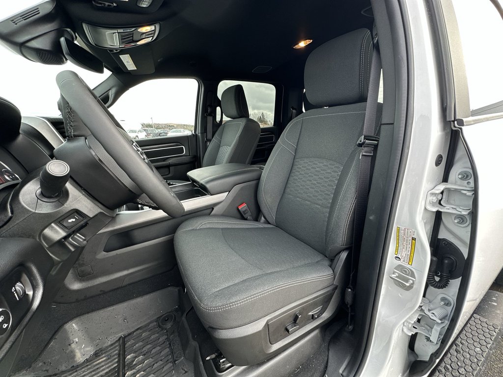 Ram 2500 Big Horn | Diesel | 5thWhl | Warranty to 2030 2026 à Saint John, Nouveau-Brunswick - 11 - w1024h768px