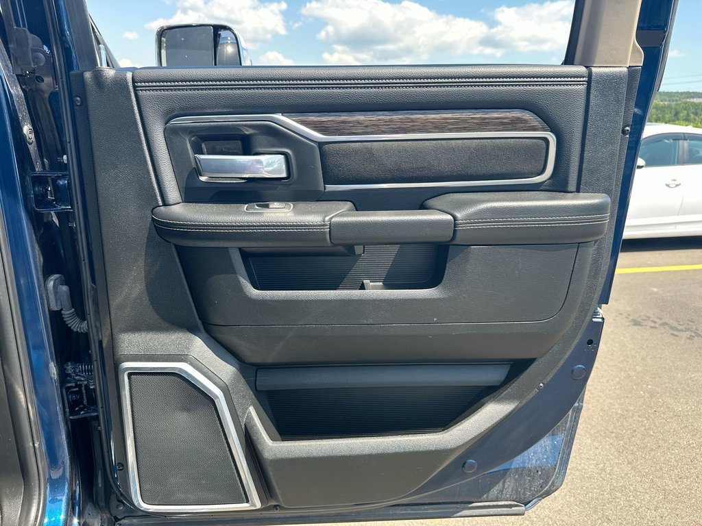 Ram 3500 Laramie | Diesel | Lthr | Nav | Warranty to 2026 2021 à Saint John, Nouveau-Brunswick - 41 - w1024h768px