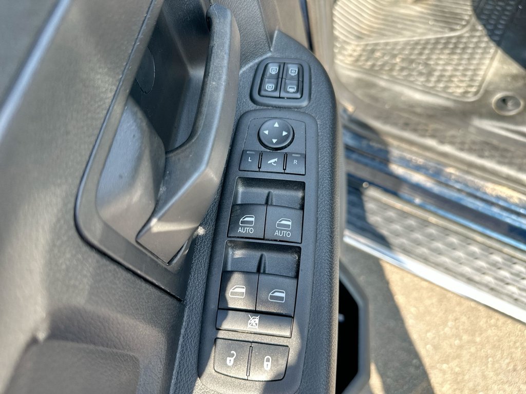 2023 Ram 3500 in Antigonish, Nova Scotia - 15 - w1024h768px