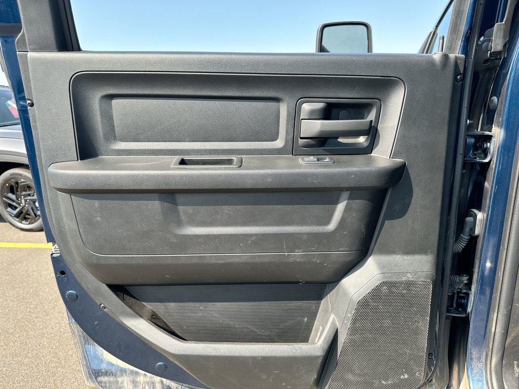 2023 Ram 3500 in Antigonish, Nova Scotia - 35 - w1024h768px