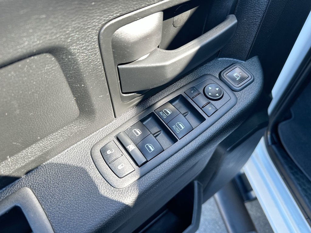 2024 Ram 3500 Tradesman | Diesel | Cam | AC | Warranty to 2029 in Saint John, New Brunswick - 15 - w1024h768px