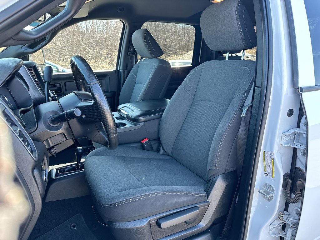 2024 Ram 3500 Tradesman | Diesel | Cam | AC | Warranty to 2029 in Saint John, New Brunswick - 11 - w1024h768px