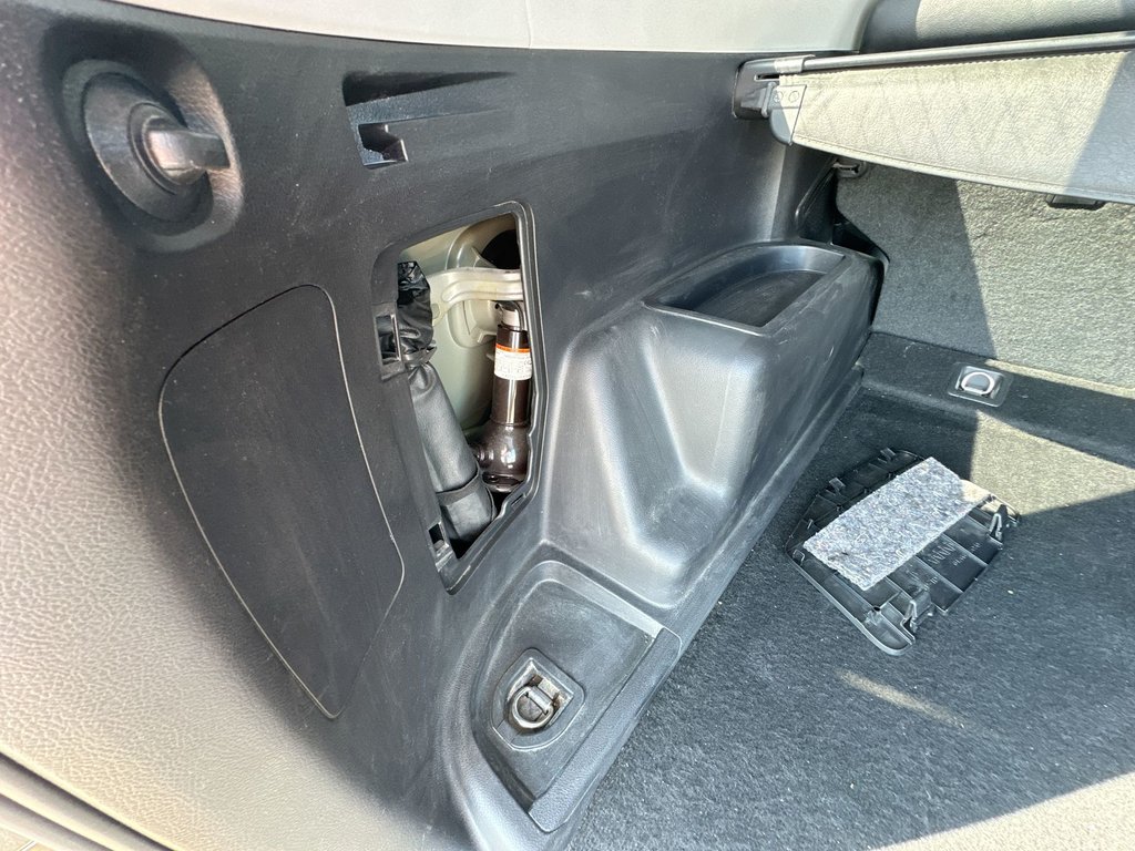 2019 Toyota 4Runner Cam | HtdSeats | Bluetooth | USB | Aux | Cruise in Saint John, New Brunswick - 38 - w1024h768px
