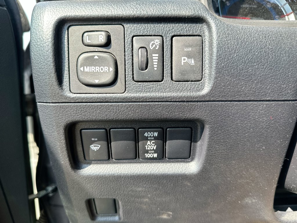 2019 Toyota 4Runner Cam | HtdSeats | Bluetooth | USB | Aux | Cruise in Saint John, New Brunswick - 22 - w1024h768px