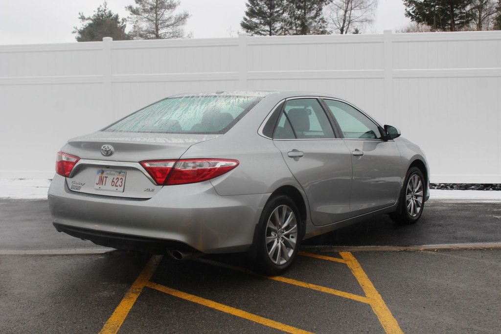 2017 Toyota Camry XLE | Leather | SunRoof | Cam | USB | Bluetooth in Saint John, New Brunswick - 7 - w1024h768px