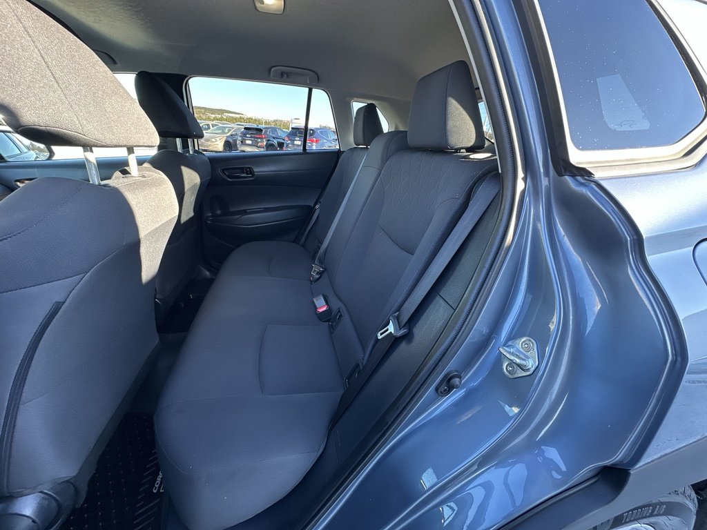 Toyota Corolla Cross LE | Cam | HtdSeats | Bluetooth | Warranty to 2028 2023 à Saint John, Nouveau-Brunswick - 33 - w1024h768px
