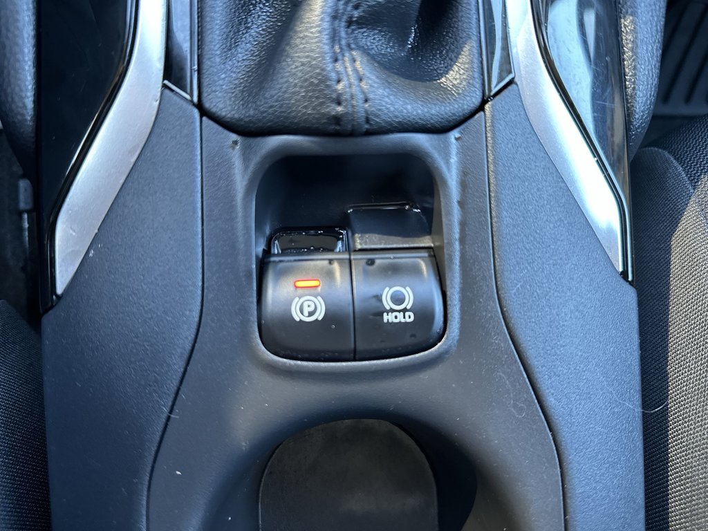 Toyota Corolla Cross LE | Cam | HtdSeats | Bluetooth | Warranty to 2028 2023 à Saint John, Nouveau-Brunswick - 30 - w1024h768px