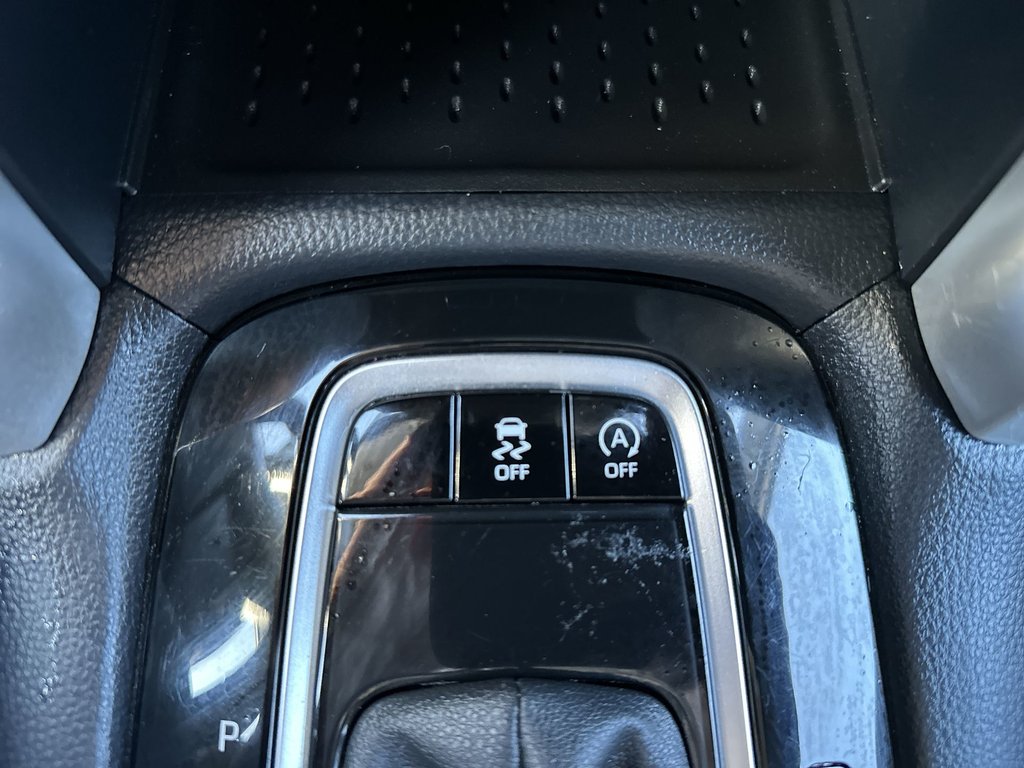 Toyota Corolla Cross LE | Cam | HtdSeats | Bluetooth | Warranty to 2028 2023 à Saint John, Nouveau-Brunswick - 31 - w1024h768px