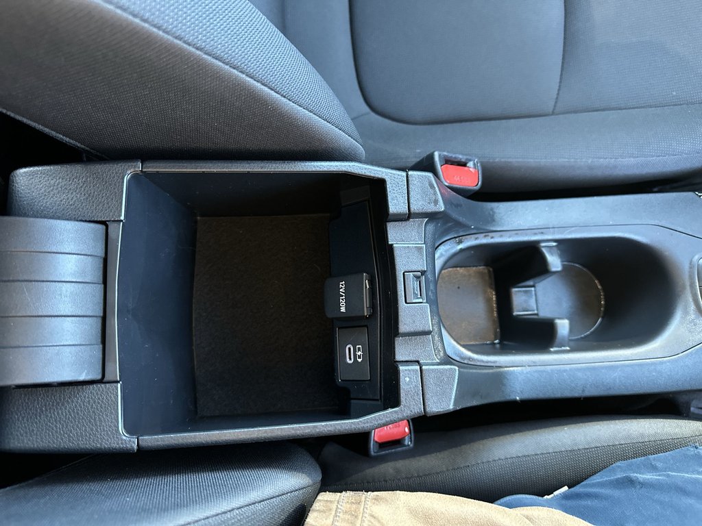 Toyota Corolla Cross LE | Cam | HtdSeats | Bluetooth | Warranty to 2028 2023 à Saint John, Nouveau-Brunswick - 51 - w1024h768px