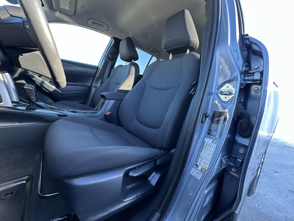Toyota Corolla Cross LE | Cam | HtdSeats | Bluetooth | Warranty to 2028 2023 à Saint John, Nouveau-Brunswick - 14 - w1024h768px