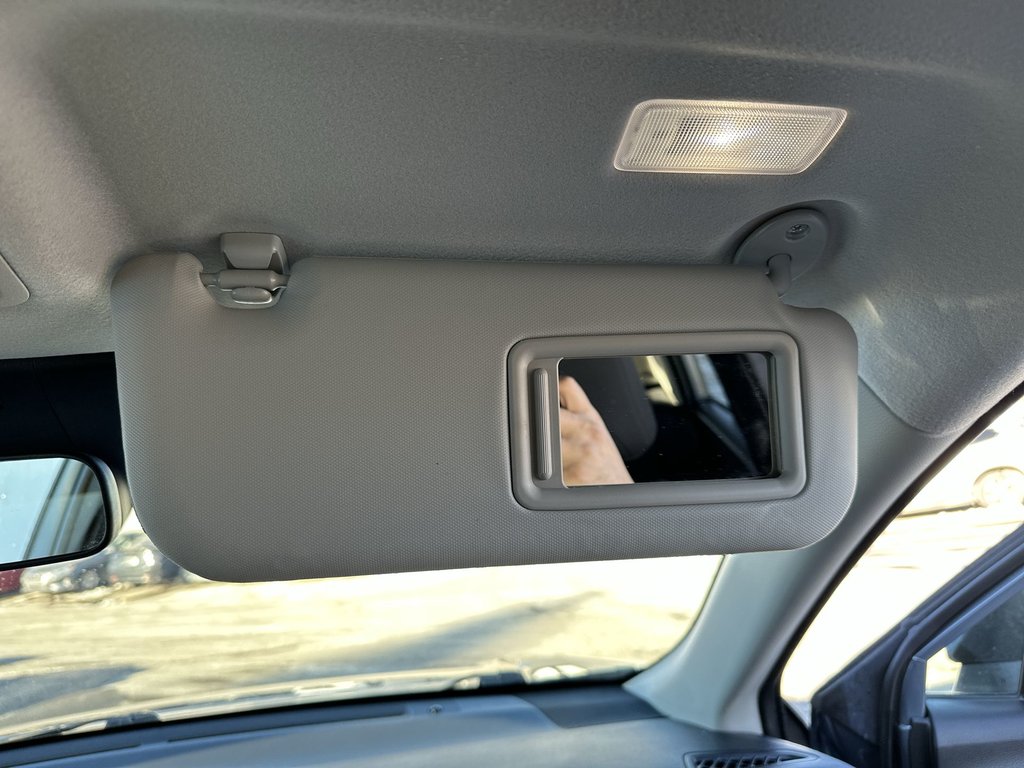 Toyota Corolla Cross LE | Cam | HtdSeats | Bluetooth | Warranty to 2028 2023 à Saint John, Nouveau-Brunswick - 49 - w1024h768px