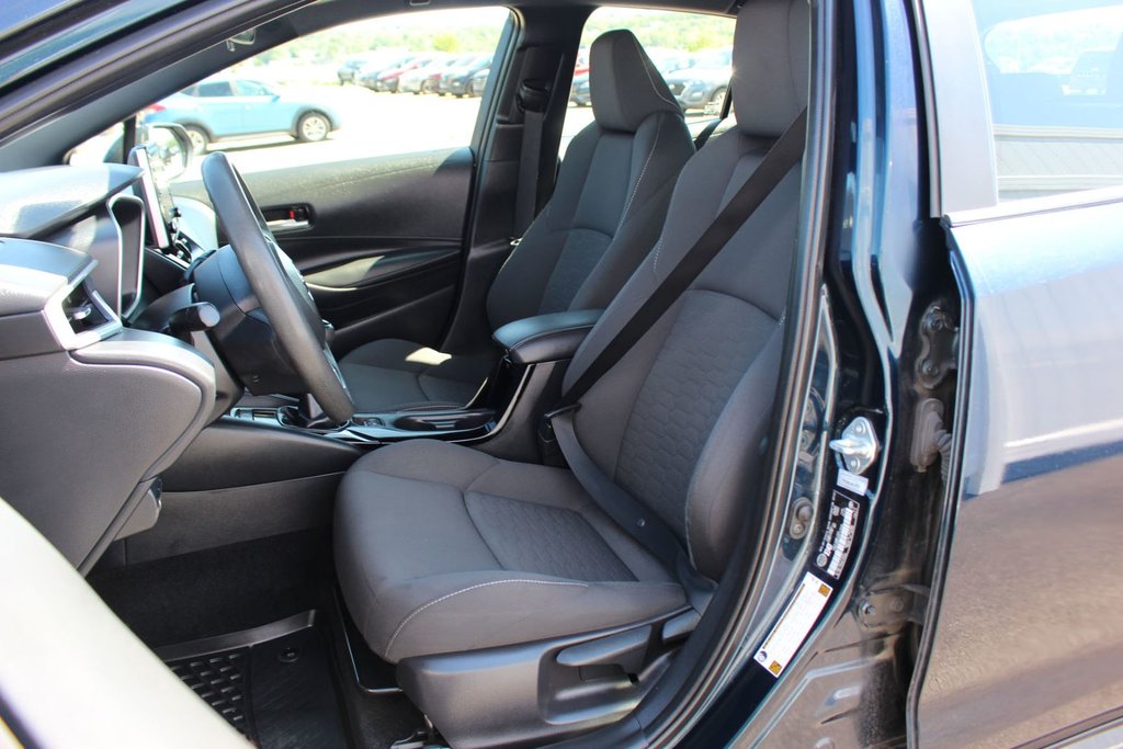 2022 Toyota Corolla Hatchback Cam | Bluetooth | USB | Keyless | Warranty to 2026 in Saint John, New Brunswick - 10 - w1024h768px