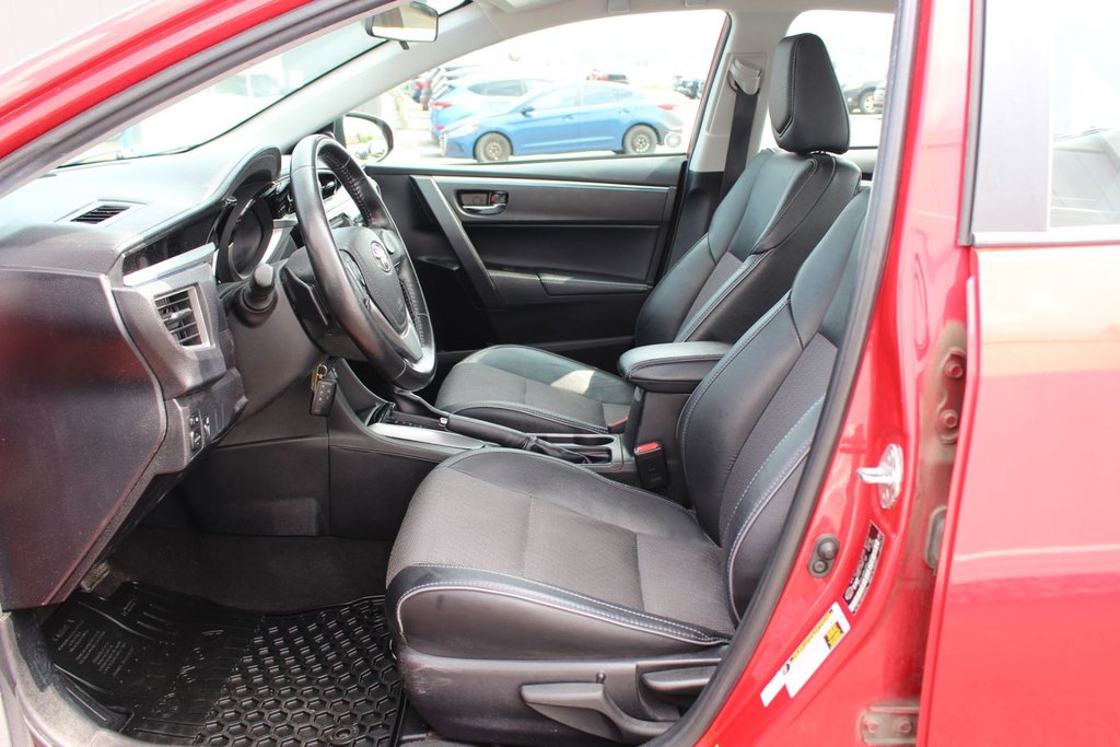 2016 Toyota Corolla S | Roof | Nav | Cam | USB | HtdSeats | Bluetooth in Saint John, New Brunswick - 12 - w1024h768px