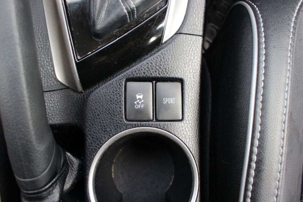 2016 Toyota Corolla S | Roof | Nav | Cam | USB | HtdSeats | Bluetooth in Saint John, New Brunswick - 28 - w1024h768px
