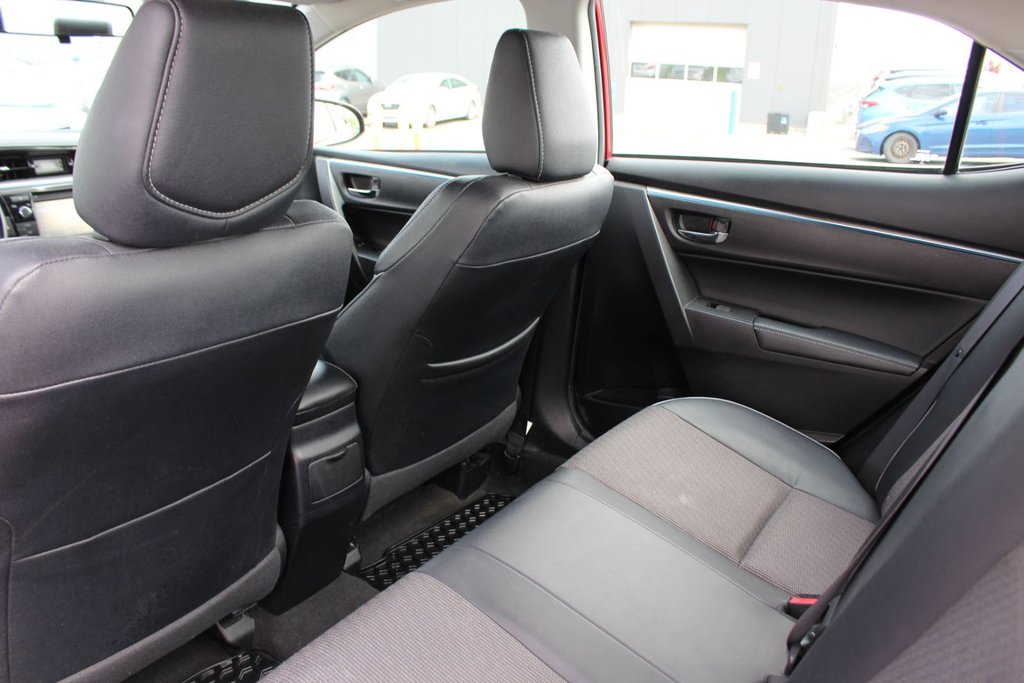 2016 Toyota Corolla S | Roof | Nav | Cam | USB | HtdSeats | Bluetooth in Saint John, New Brunswick - 31 - w1024h768px