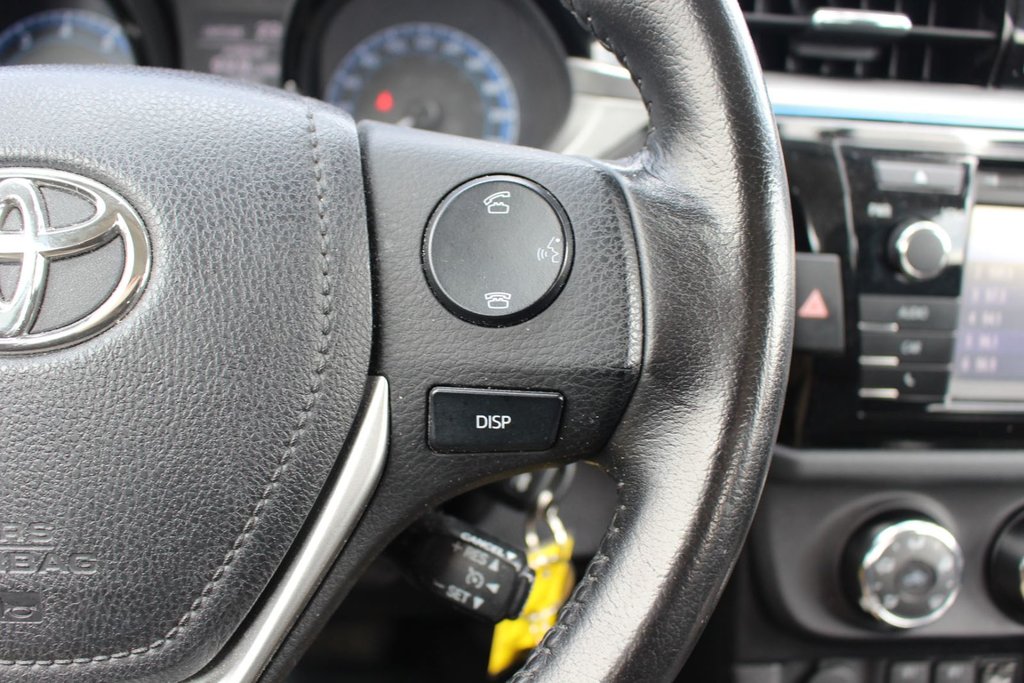 2016 Toyota Corolla S | Roof | Nav | Cam | USB | HtdSeats | Bluetooth in Saint John, New Brunswick - 19 - w1024h768px
