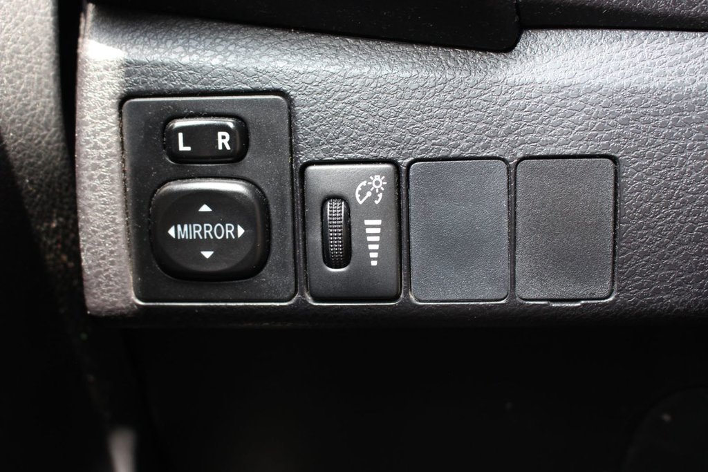 2016 Toyota Corolla S | Roof | Nav | Cam | USB | HtdSeats | Bluetooth in Saint John, New Brunswick - 20 - w1024h768px