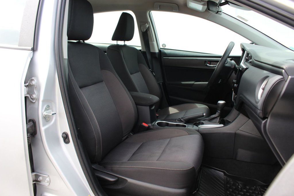2018 Toyota Corolla Le | Cam | USB | HtdSeats | Bluetooth | Keyless in Saint John, New Brunswick - 40 - w1024h768px