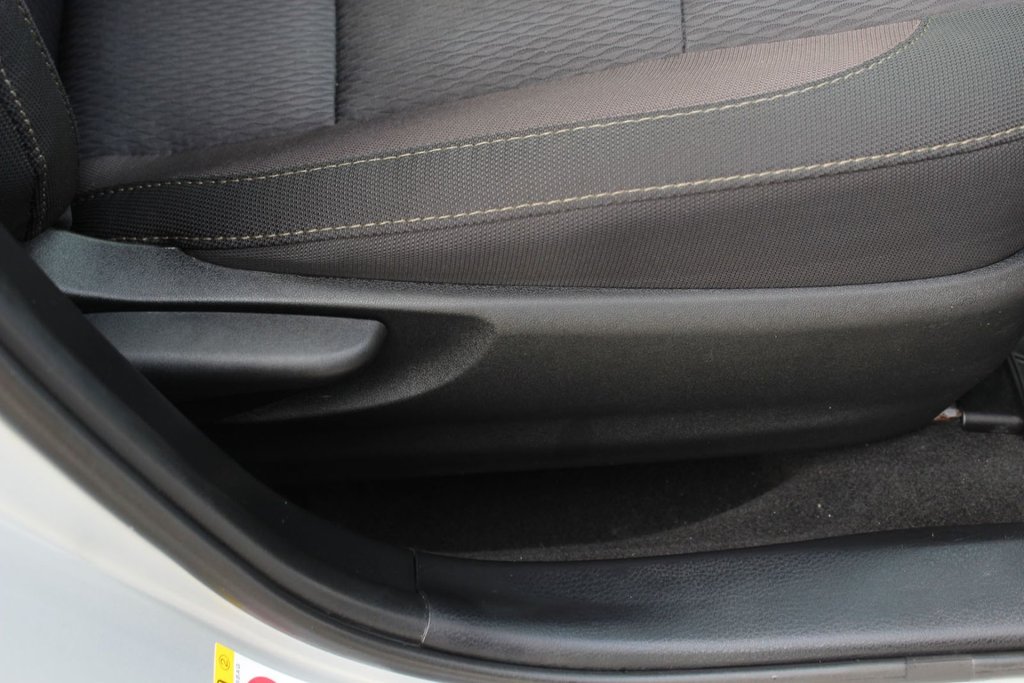 2018 Toyota Corolla Le | Cam | USB | HtdSeats | Bluetooth | Keyless in Saint John, New Brunswick - 45 - w1024h768px