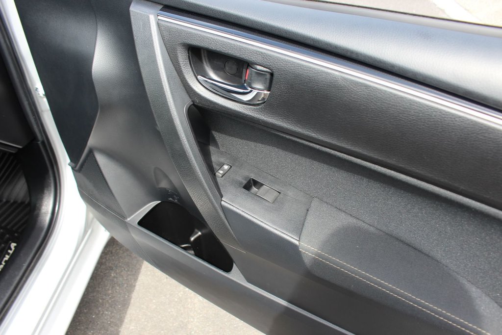 2018 Toyota Corolla Le | Cam | USB | HtdSeats | Bluetooth | Keyless in Saint John, New Brunswick - 46 - w1024h768px