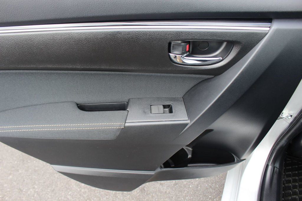 2018 Toyota Corolla Le | Cam | USB | HtdSeats | Bluetooth | Keyless in Saint John, New Brunswick - 32 - w1024h768px