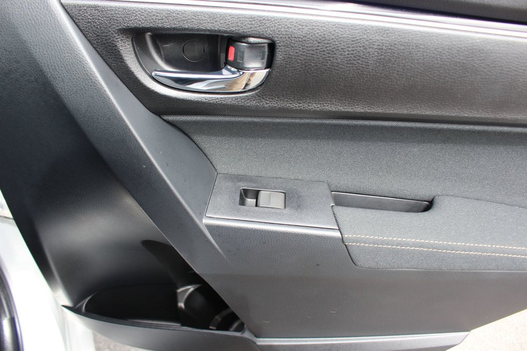 2018 Toyota Corolla Le | Cam | USB | HtdSeats | Bluetooth | Keyless in Saint John, New Brunswick - 39 - w1024h768px
