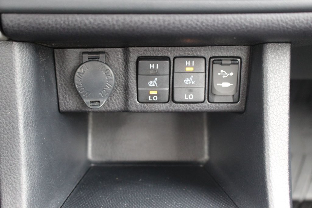 2018 Toyota Corolla LE | Cam | USB | Bluetooth | Keyless | Cruise in Saint John, New Brunswick - 25 - w1024h768px
