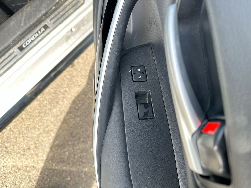 2024 Toyota Corolla Hybrid XSE | Lthr | Roof | JBL | Warranty to 2032 in Saint John, New Brunswick - 46 - w1024h768px