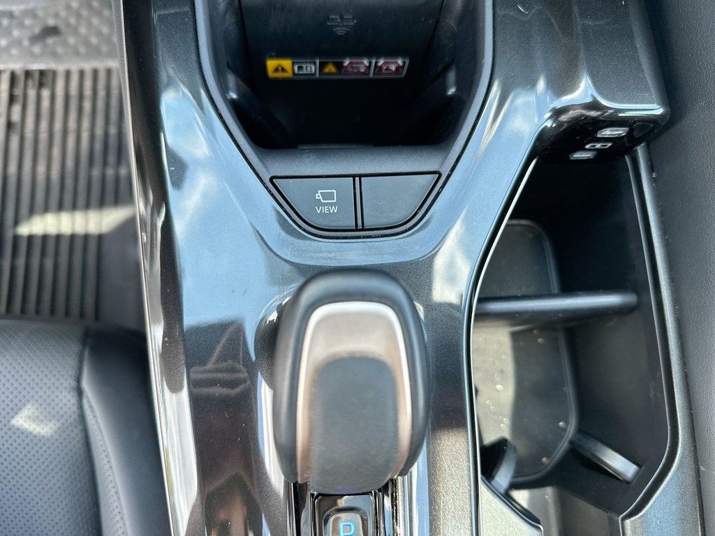 2025 Toyota Crown Signia Limited | Lthr | Roof | JBL | Warranty to 2030 in Saint John, New Brunswick - 31 - w1024h768px