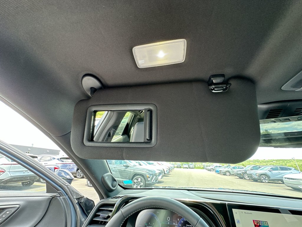 2025 Toyota Crown Signia Limited | Lthr | Roof | JBL | Warranty to 2030 in Saint John, New Brunswick - 49 - w1024h768px