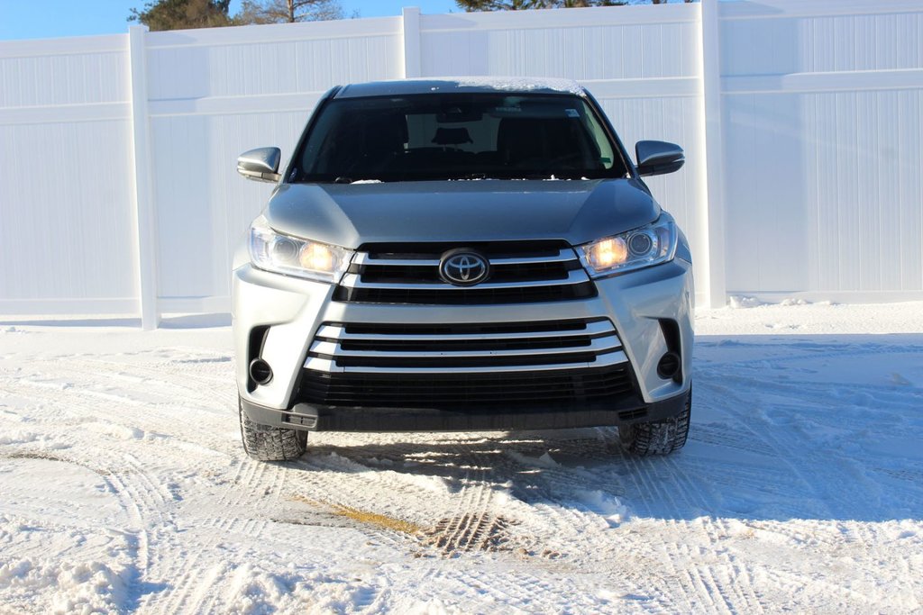 2017 Toyota Highlander in Antigonish, Nova Scotia - 2 - w1024h768px