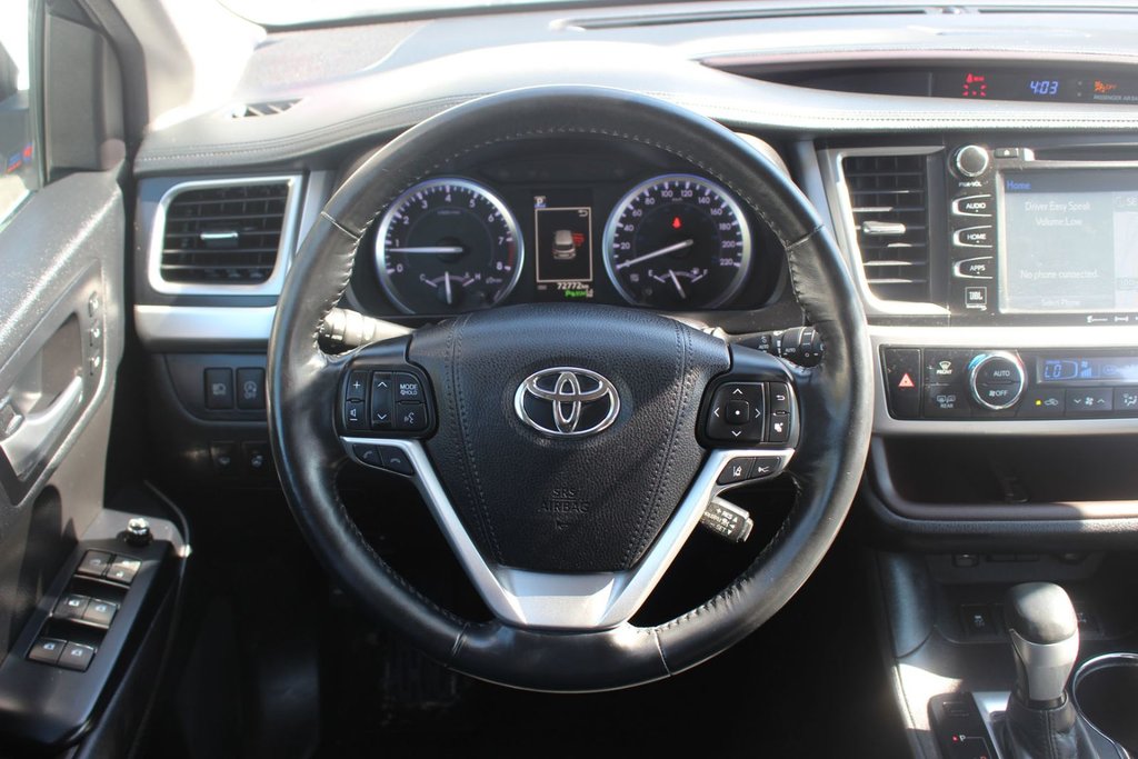 2018 Toyota Highlander in Antigonish, Nova Scotia - 14 - w1024h768px