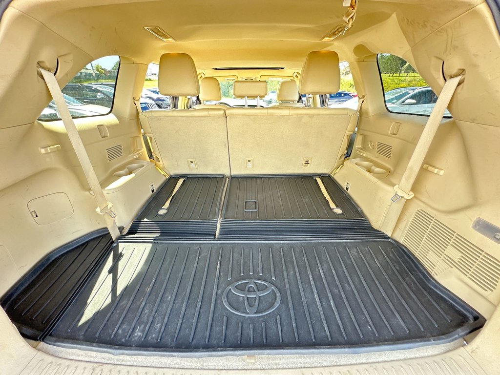 2019 Toyota Highlander in Antigonish, Nova Scotia - 37 - w1024h768px