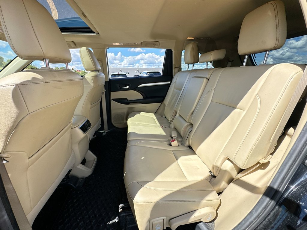 2019 Toyota Highlander in Antigonish, Nova Scotia - 32 - w1024h768px