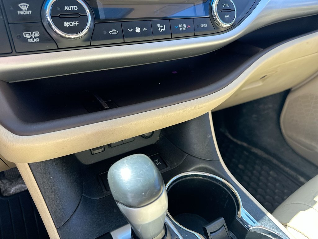 2019 Toyota Highlander in Antigonish, Nova Scotia - 28 - w1024h768px