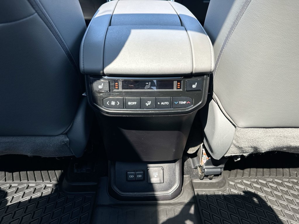 2022 Toyota Highlander in Antigonish, Nova Scotia - 49 - w1024h768px