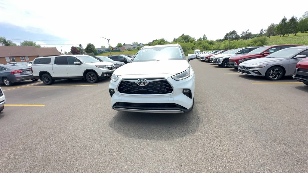 2022 Toyota Highlander in Antigonish, Nova Scotia - 8 - w1024h768px