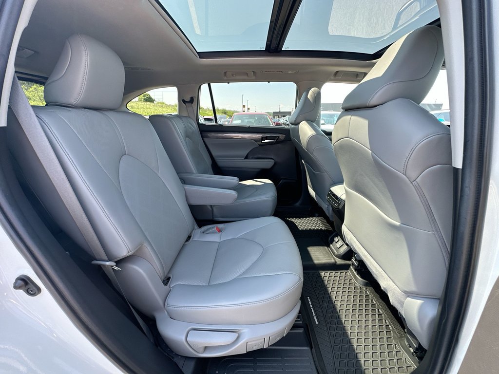 2022 Toyota Highlander in Antigonish, Nova Scotia - 39 - w1024h768px