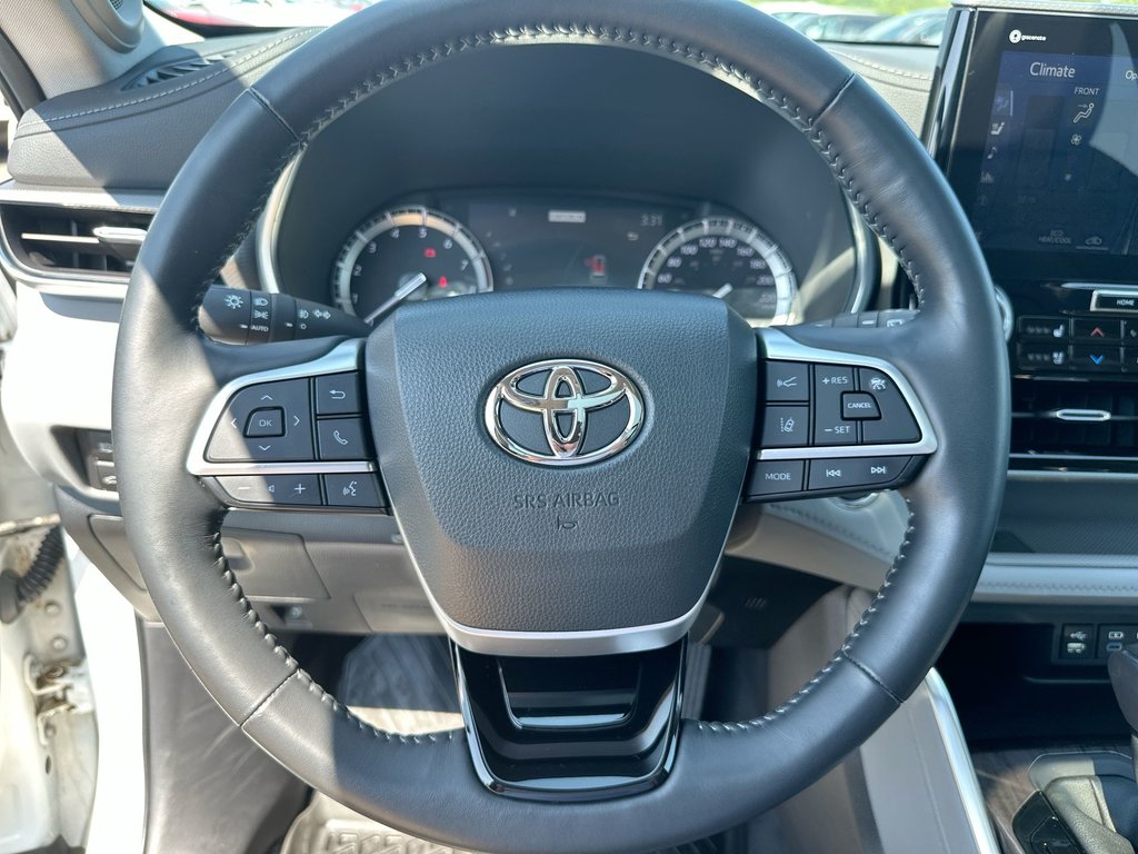 2022 Toyota Highlander in Antigonish, Nova Scotia - 17 - w1024h768px