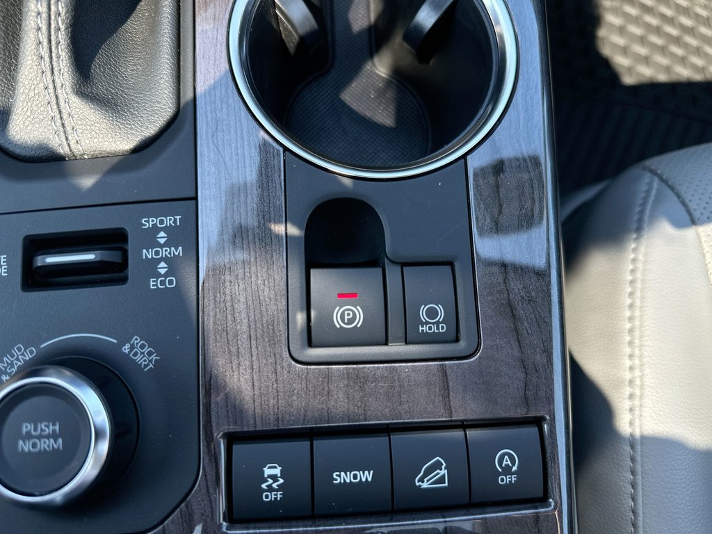 2022 Toyota Highlander in Antigonish, Nova Scotia - 30 - w1024h768px
