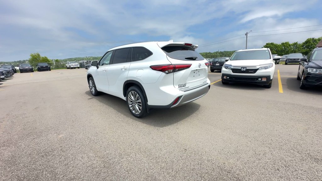 2022 Toyota Highlander in Antigonish, Nova Scotia - 3 - w1024h768px