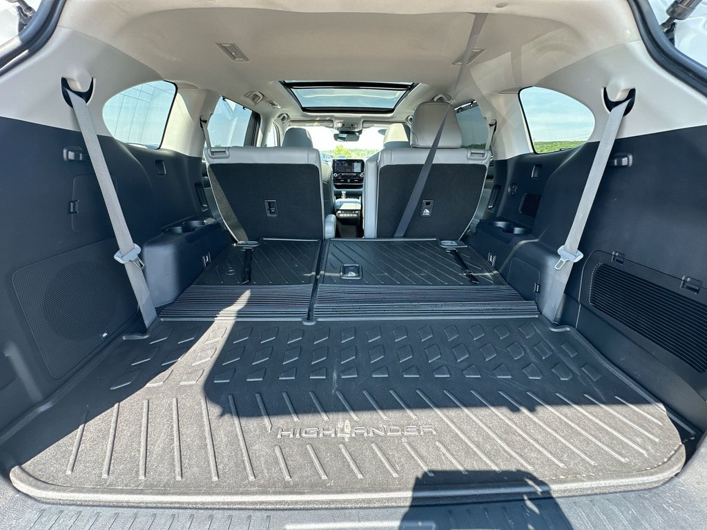2022 Toyota Highlander in Antigonish, Nova Scotia - 37 - w1024h768px