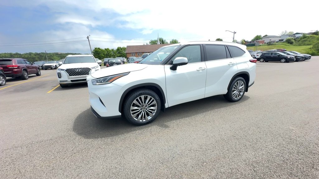 2022 Toyota Highlander in Antigonish, Nova Scotia - 9 - w1024h768px