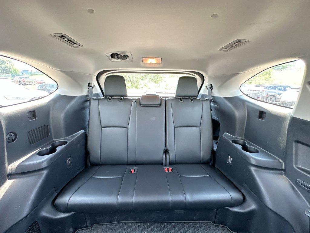 2024 Toyota Highlander in Antigonish, Nova Scotia - 50 - w1024h768px