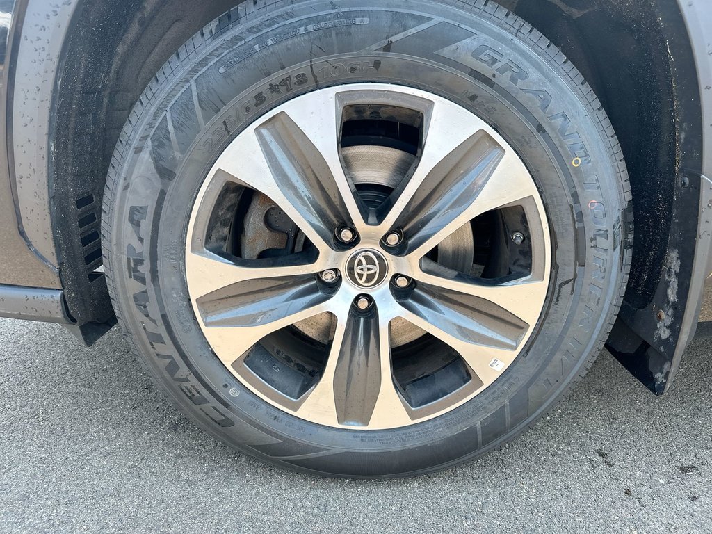 2024 Toyota Highlander in Antigonish, Nova Scotia - 10 - w1024h768px