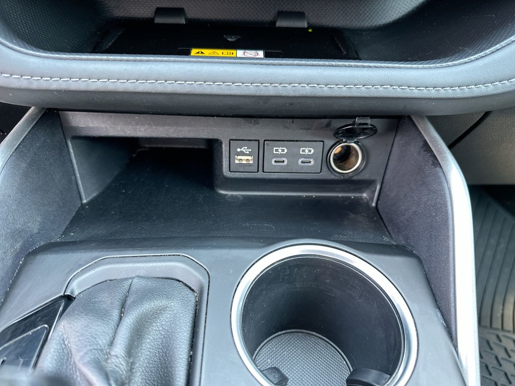 2024 Toyota Highlander in Antigonish, Nova Scotia - 45 - w1024h768px